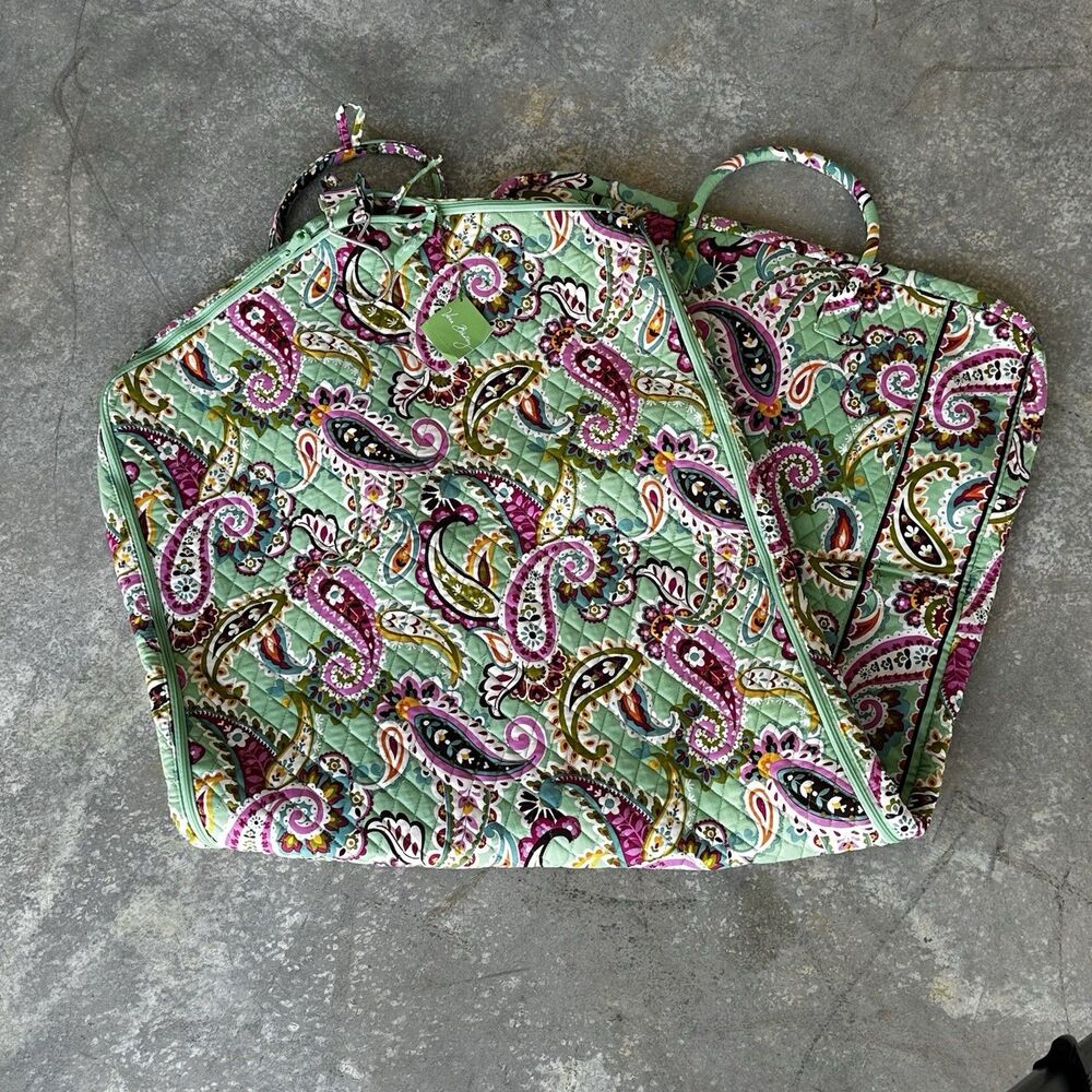 NWT Vera Bradley Tutti Frutti Green Hanging Garment Clothing Bag Women's Travel